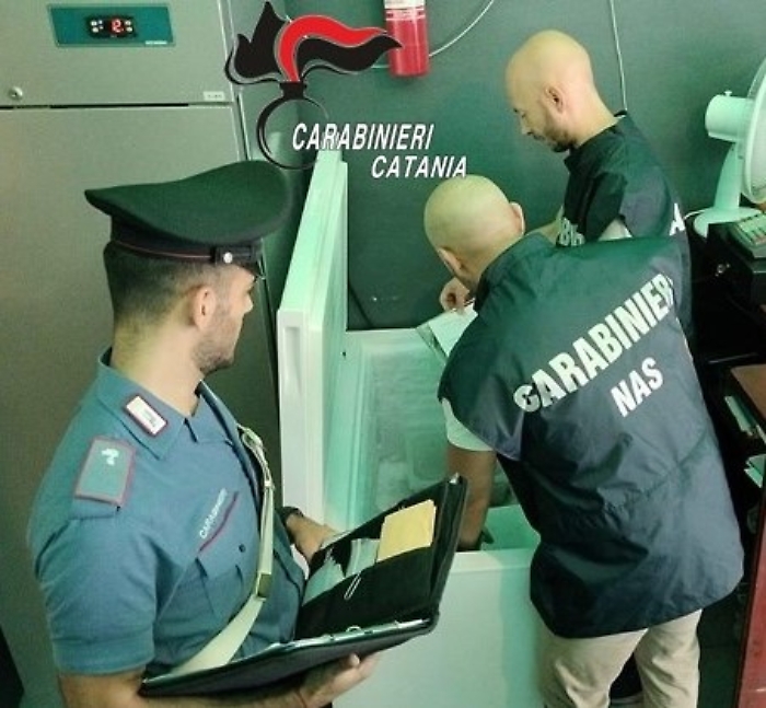 controllo NAS Aci Castello