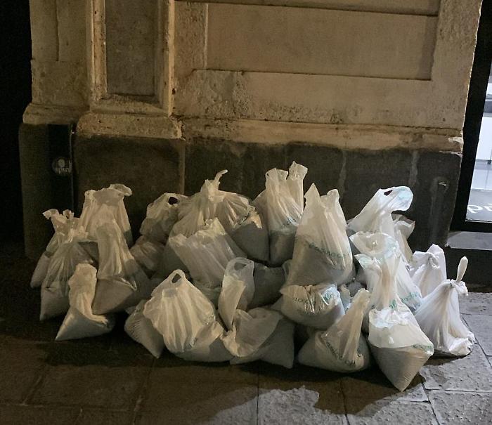 4dfd3ade-05b3-4195-8a19-2d6aa0674a4b