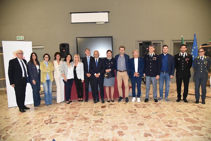 90a2a2b7-e5b0-4d53-a517-af2e5c6f9582