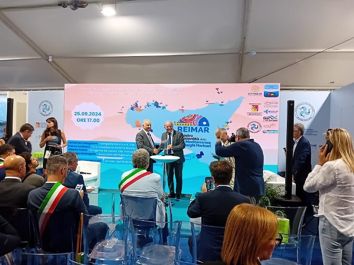 Foto consegna premio Reimar