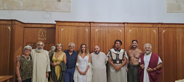 Il cast con Maurizio Nicastro
