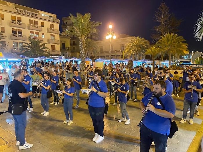 e154f011-9278-4188-8f8f-3ca15dba9daf