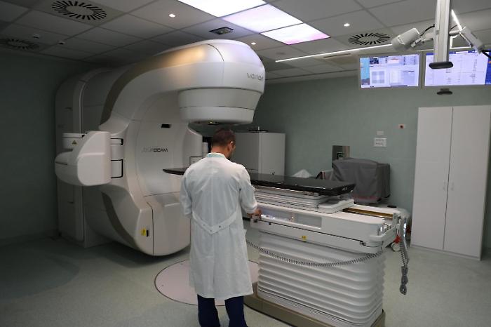 Schillaci, lavoriamo a un decreto per le liste di attesa