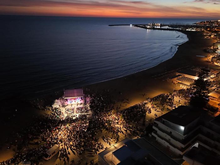 5da3ac56-8f76-4472-95cd-1853537ff7a4