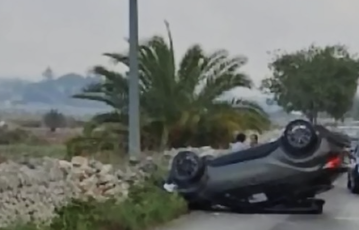 Auto ribaltata Modica