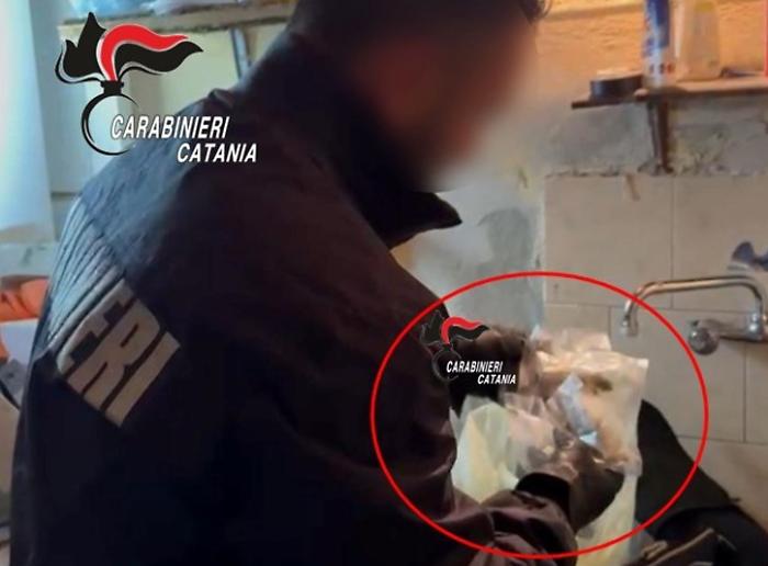 Carabinieri Catania spaccio