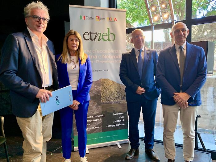 Da sx. Sergio Scaffidi, Elvira Amata, Vincenzo Caruso e Orazio Micali