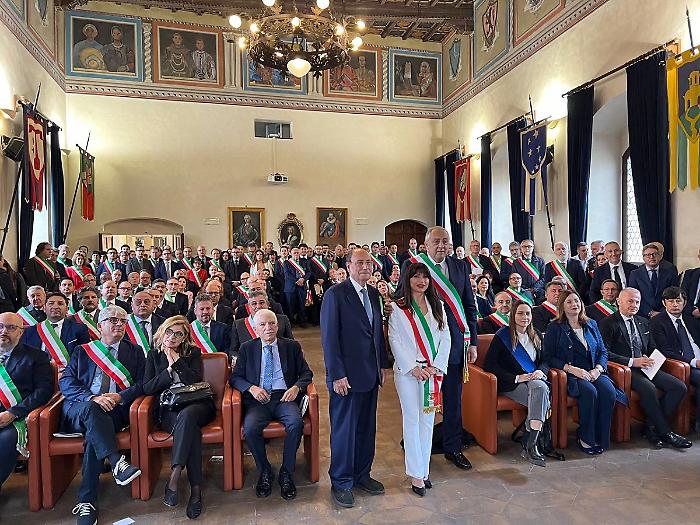 L'incontro al palazzo municipale di Assisi con i sindaci2