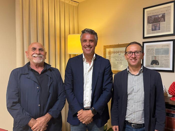 Santocono, Sallemi e Caccamo