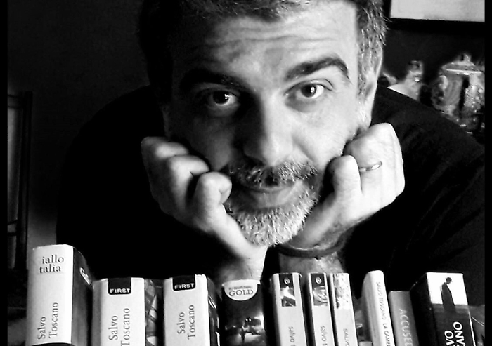 Salvo Toscano, giornalista e scrittore