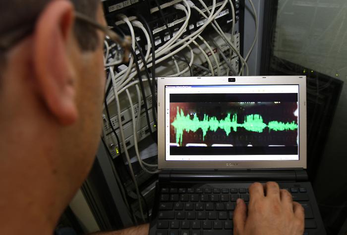 Proposta legge, stop intercettazioni indagato-difensore onda