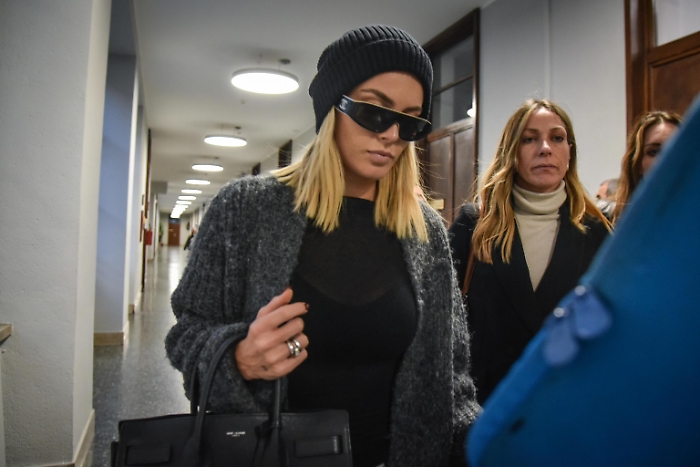 1732814702_f0ac41c2eed586ee490e