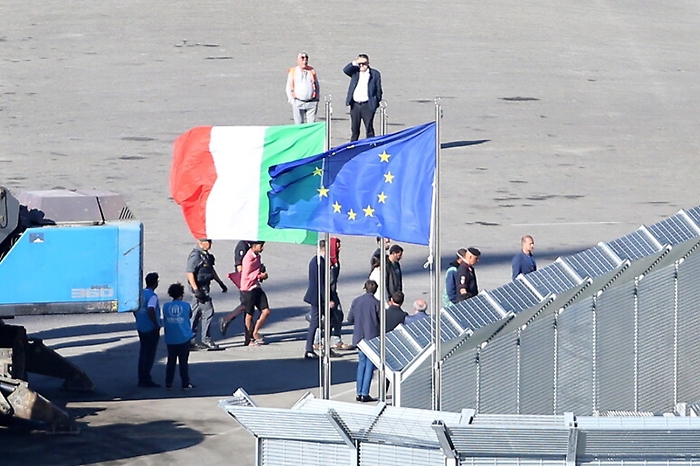 5b7f0806d5d95b56ea57cb1f9243f42c_0bab4d