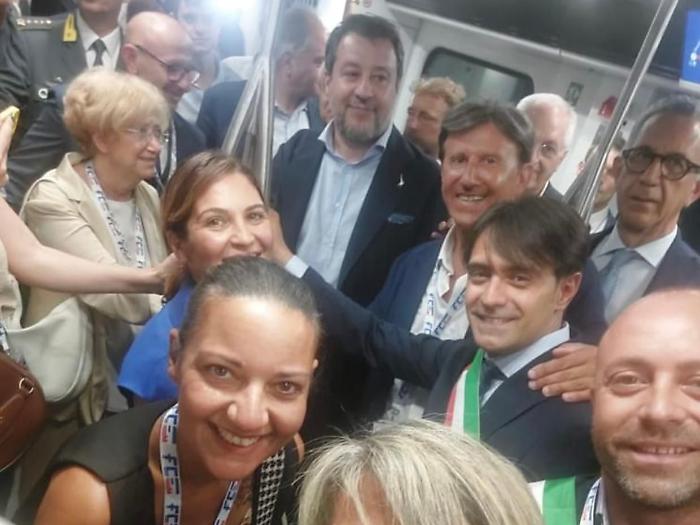 9825820b-d88b-493e-a730-eae6aaae4a11 (1)