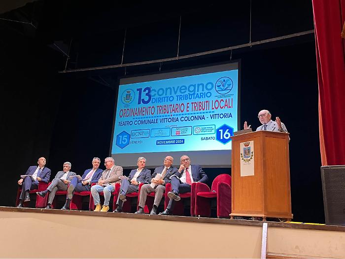 Un momento dell'appuntamento tenutosi al teatro comunale di Vittoria