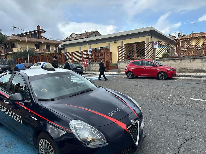 Tentata rapina alle Poste di Aci Sant'Antonio