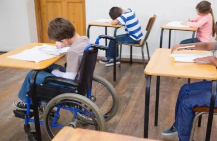 bimbo-disabile-scuola