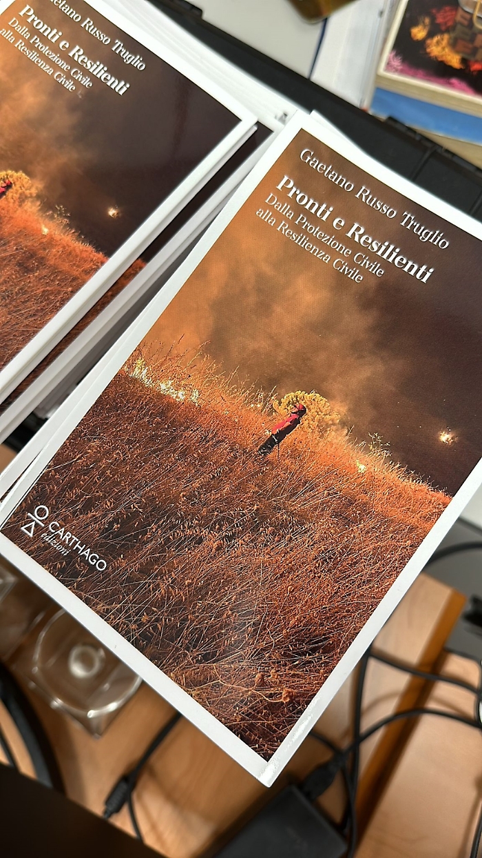 Libro di Russo Truglio