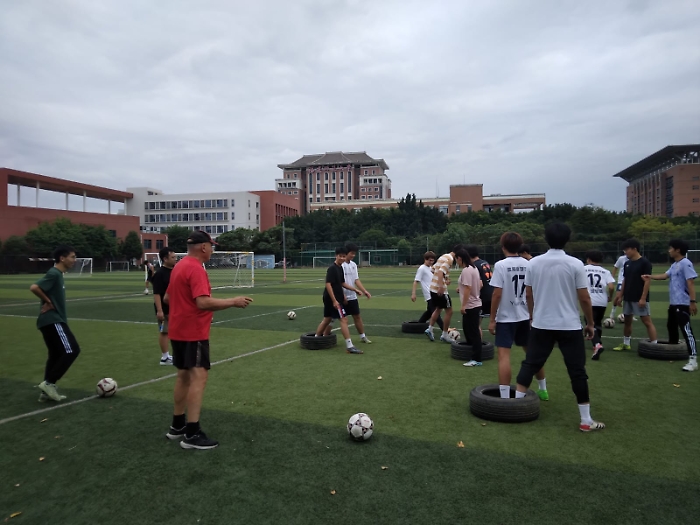 salvo Bianchetti in azione in Cina