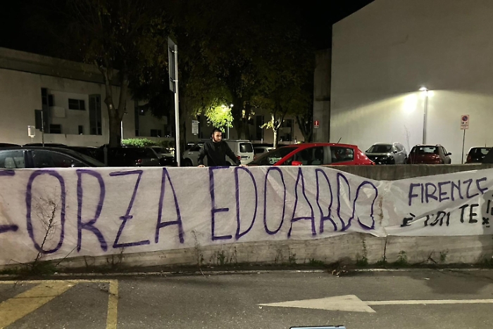 1733127902_fbfec3fd5b2e33cb528e