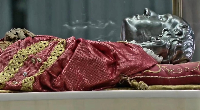 470186061_979151940913082_5807158468549945665_n