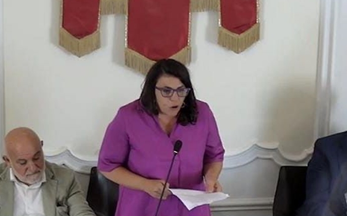 78-8ad13555-117d-43a0-a01f-7acde9a25477