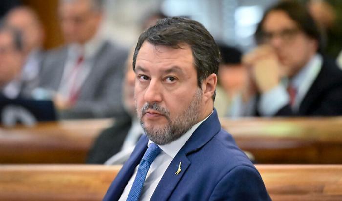 Salvini_844b6c