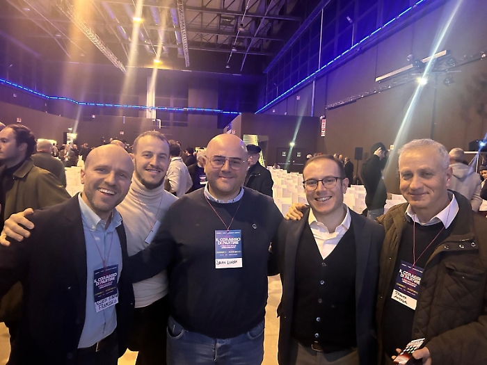 Salvo Liuzzo (al centro) a Milano con altri aderenti all'iniziativa