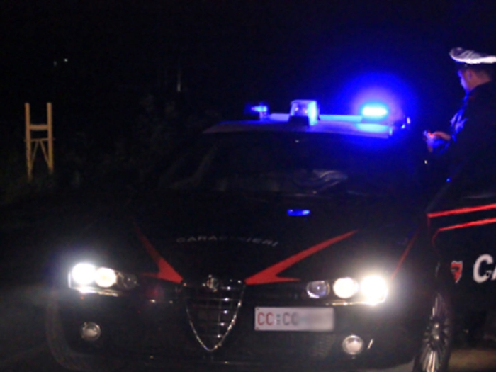 carabinieri-gazzella-sul-luogo-dellincidente-notte-1200x900