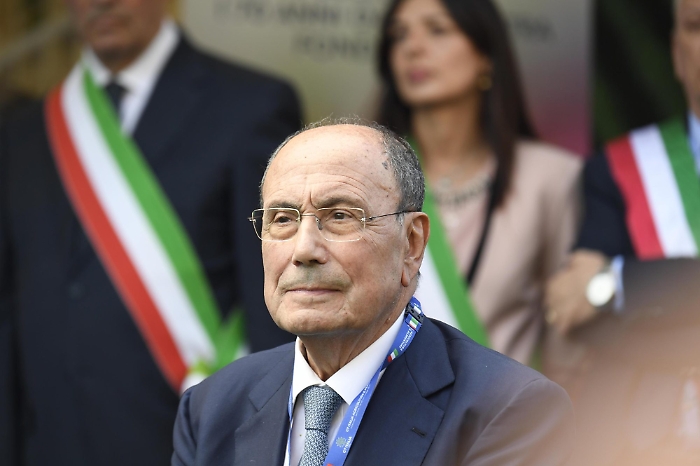 1737197752_a4e7b18cc0bbd52c9abd