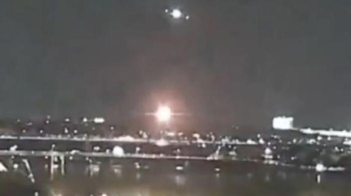 A Washington aereo si scontra con elicottero militare: 67 morti