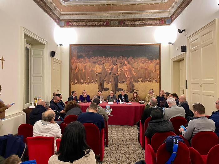 Foto Tavolo sulla sicurezza 2