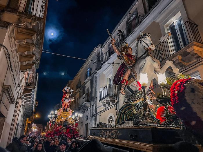 San Giovanni e San Giorgio in processione
