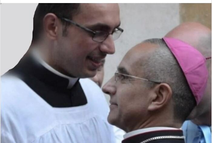 b6ac303fd89193cee83c7cf32910c595