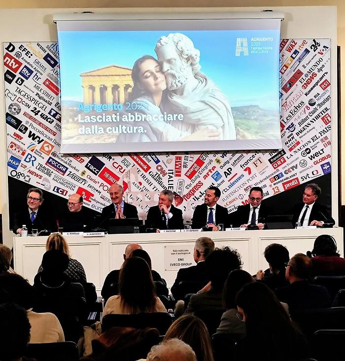 conferenzastampaPalazzoGrazioli