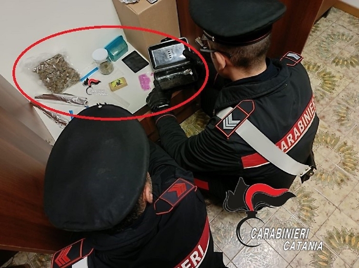 Blitz antidroga Carabinieri a S. Maria di Licodia