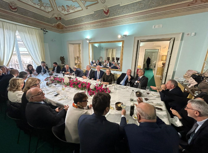 Pranzo Forza Italia-Tajani