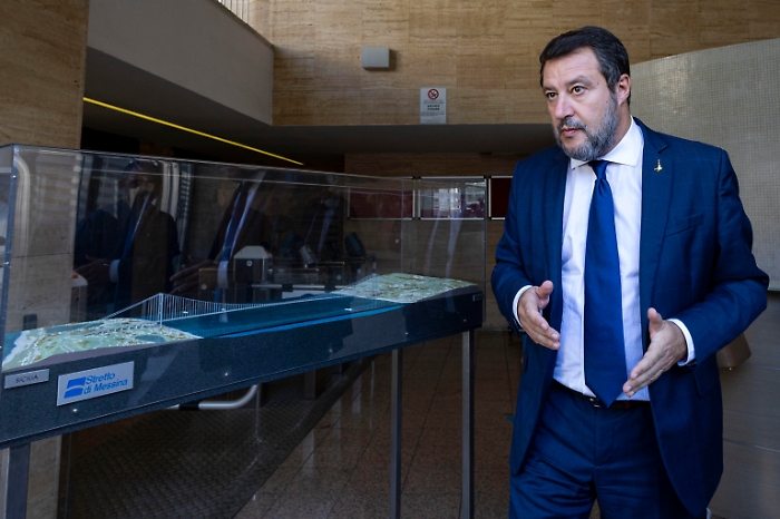 >>>ANSA/ PRESSING DI SALVINI PER IL PONTE SULLO STRETTO, FDI FRENA