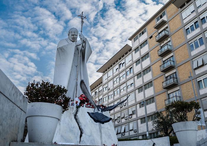 1740309002_4e75e6f5e093be655f59