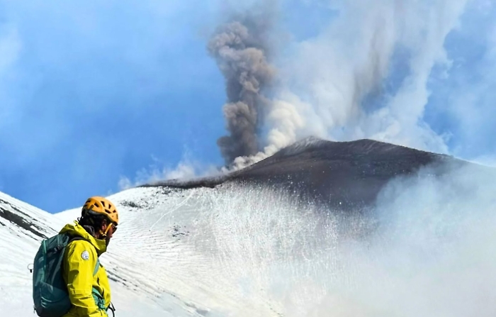 Etna eruzione