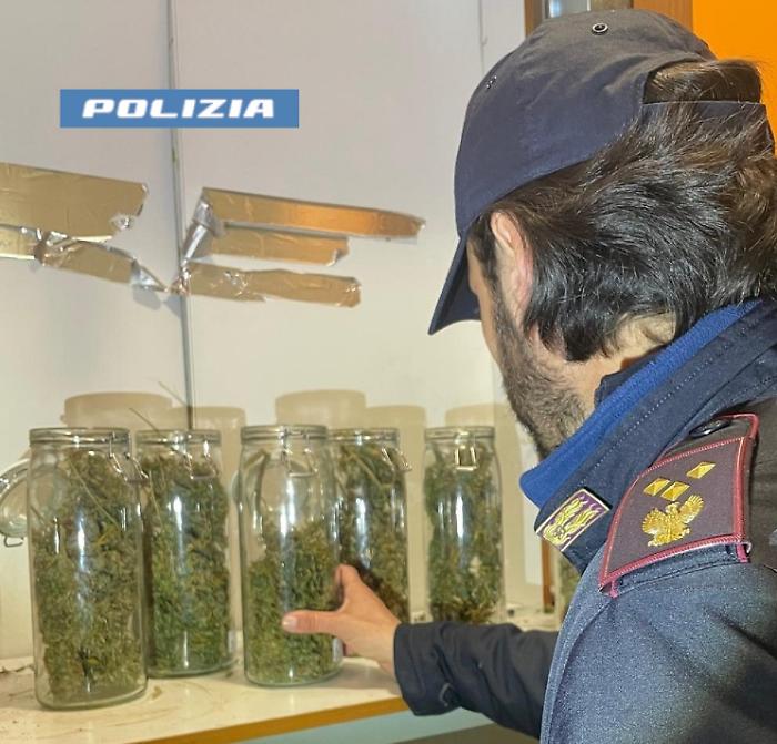 Arresti per droga a Catania