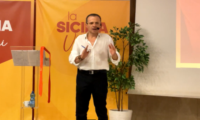 Cateno De Luca, leader di SCN