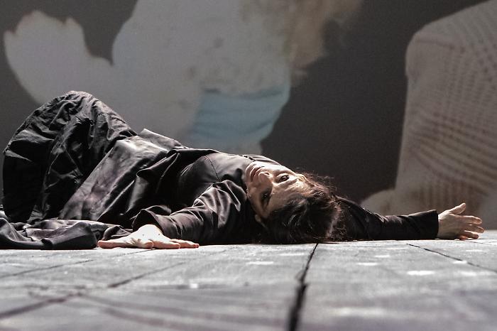 ph &copy; rosellina garbo