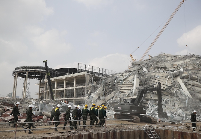 1743227734_2acb03c05aba944d2997