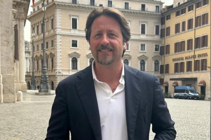 Appalti truccati, la proposta di Manlio Messina: &laquo;Le gare siano gestite dall'IA&raquo;