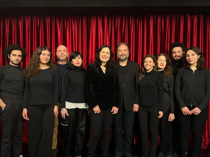 Compagnia GoDoT_Campane a festa