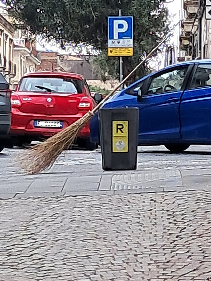 WhatsApp Image 2025-03-19 at 08.58.20