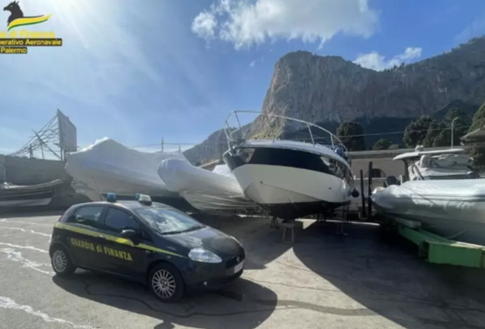 Sequestro cantiere a Palermo