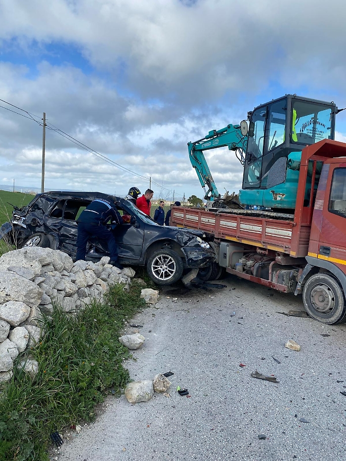 f6c5d334-f971-429d-8335-dc14a7eca875