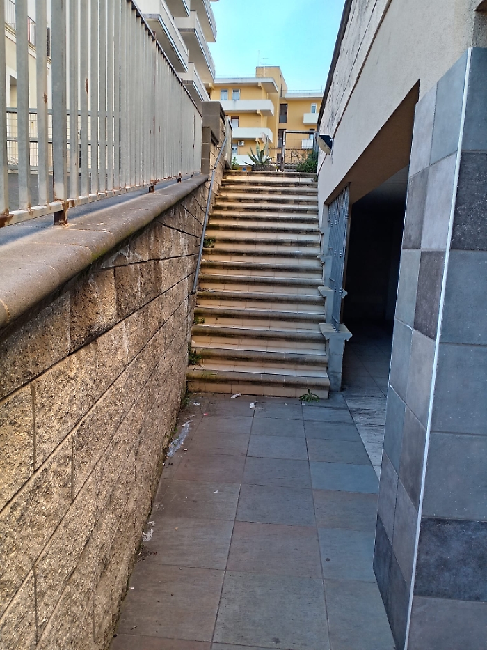 scala di accesso via paestum